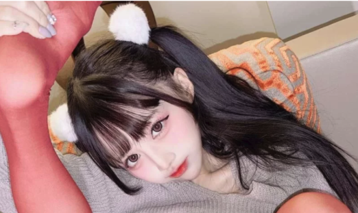 【美图】沖田凜花Rinka - 性感毛衣女孩-春日ACG